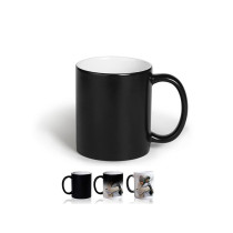 Magična šolja koja menja boju 