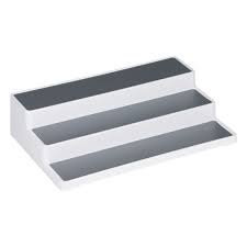 Stepenasti stalak za zacine