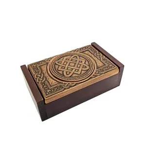 UKRASNA KUTIJA - ZVEZDA LADE 