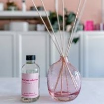 Roze stakleni difuzer 1
