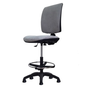 Industrijska stolica „Iron Seat”