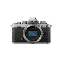 NIKON Z fc + 18-140mm VR