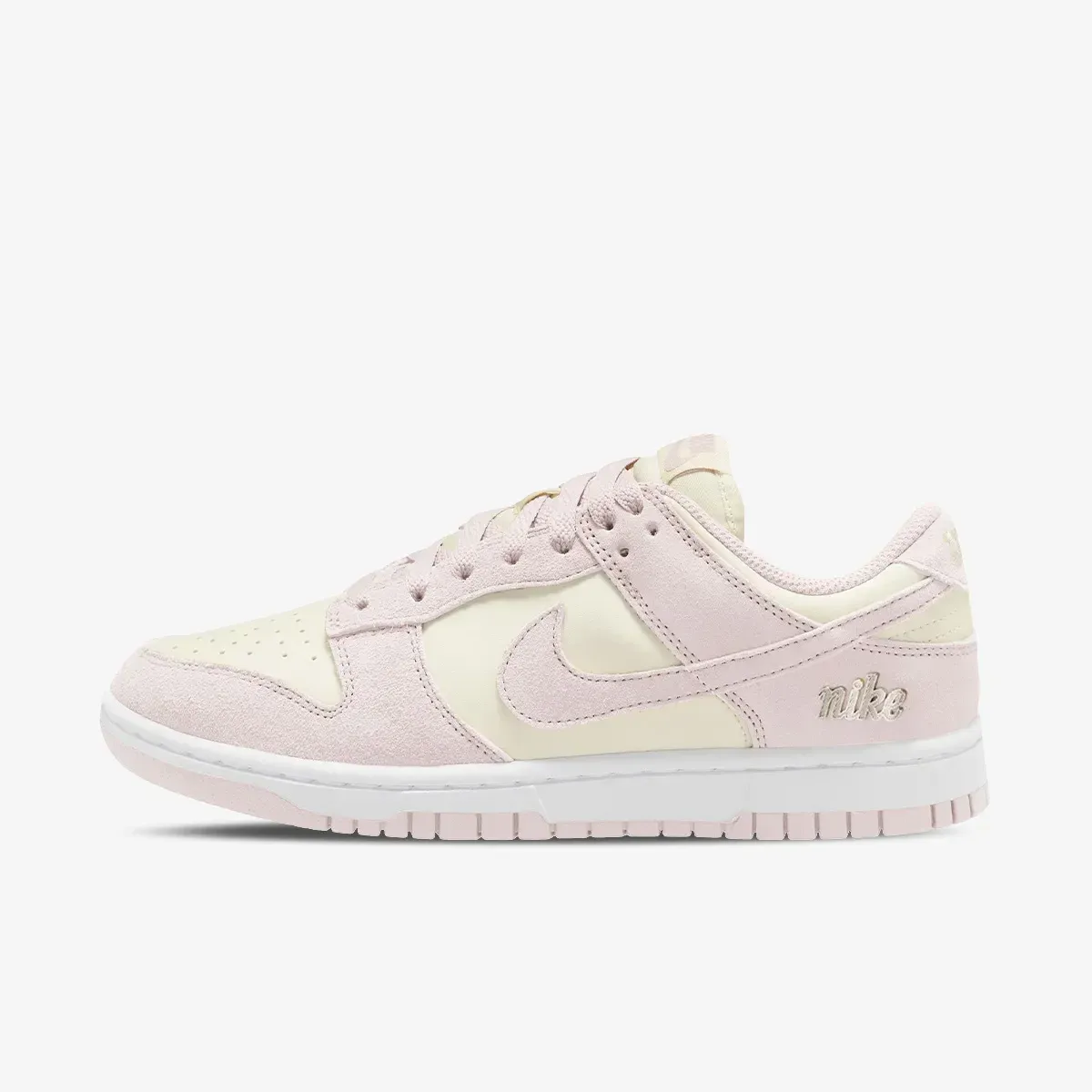 NIKE WMNS NIKE DUNK LOW SE