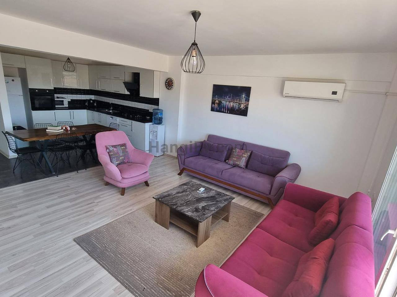 Apartment in Stari Grad - 2 rooms - Semi - furnished