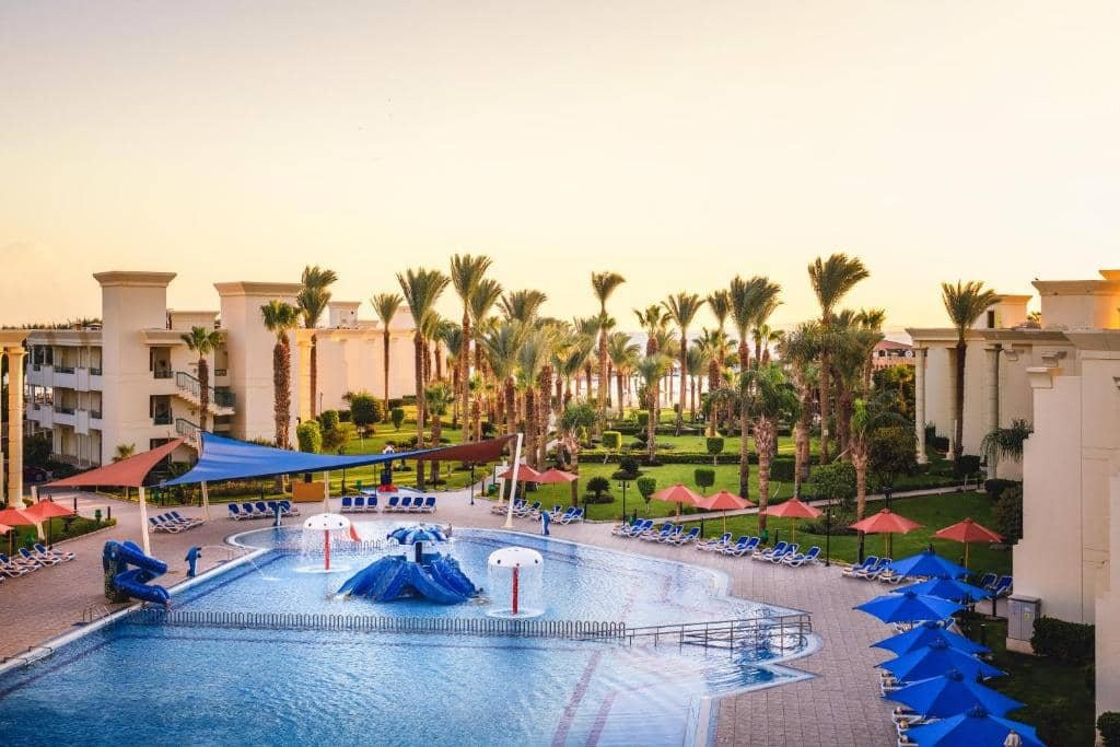 Hotel Swiss Inn Resort