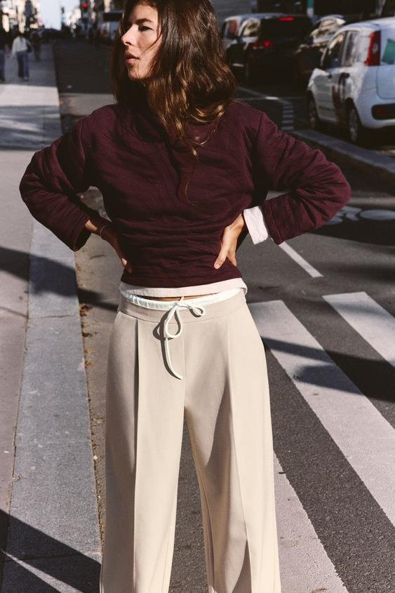 PANTALONE ŠIROKIH NOGAVICA S DVOSTRUKIM STRUKOM
