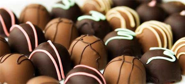 Čokoladna bombonjera 200g