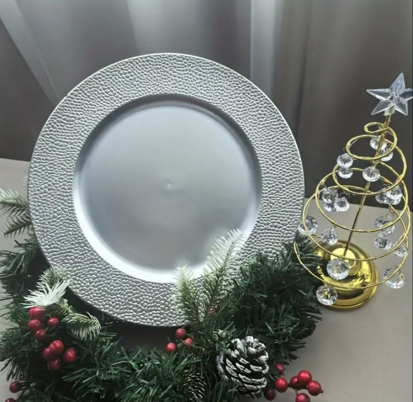 Srebrni tanjir za ručavanje