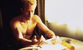 MEMENTO - film