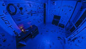 ESCAPE ROOM