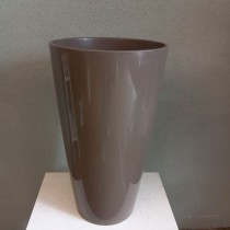 Plastična saksija