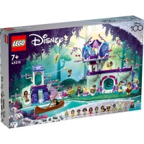 The enchanted treehouse