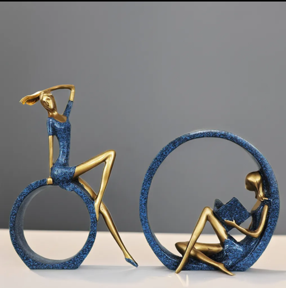 Home Decor Reading Statues Luxury Living Room Table Ornaments Resin Crafts Abstract Figurines for Office Desktop Accessories