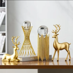 Wholesale Modern Animal Sculptures Creative Design Home Decor Knick-knacks Deer Figurines