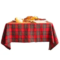 Novogodišnji stolnjak – Karirani – Crveni– 140x180 cm