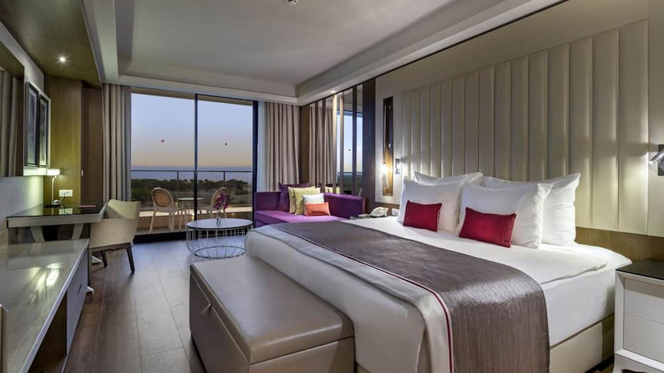 TURSKA - ANTALIJA - LARA RESORT 5*