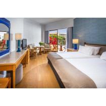 KIPAR - PAFOS - CORAL HOTEL 4*