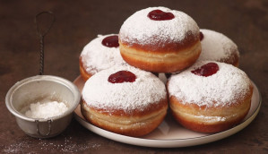 Krofne sa dzemom od kajsija