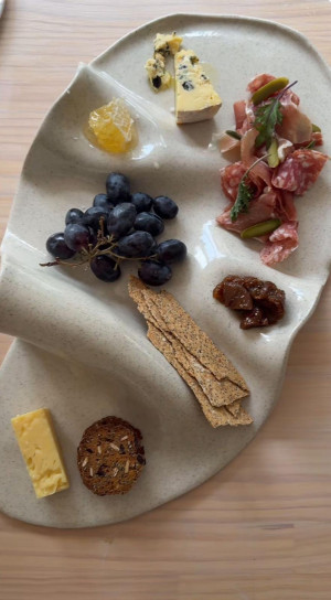Keramički poslužavnik za meze 