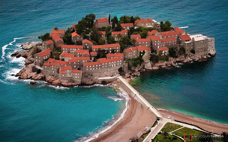 Luksuzno letovanje na crnogorskoj rivijeri – Sveti Stefan