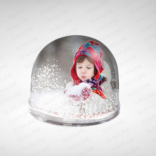 Kugla „Sneg u staklu“