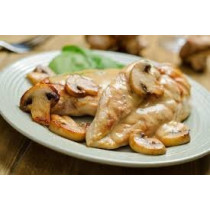 Piletina u sosu od šampinjona.