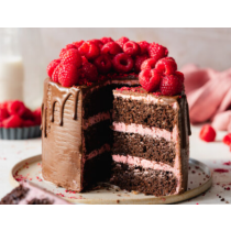 Čokoladna torta sa malinama