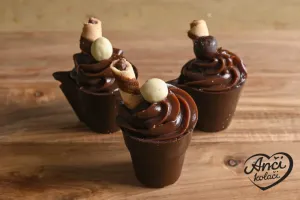 ČAŠA ZA CRNU ČOKOLADU-CHOKOMUS