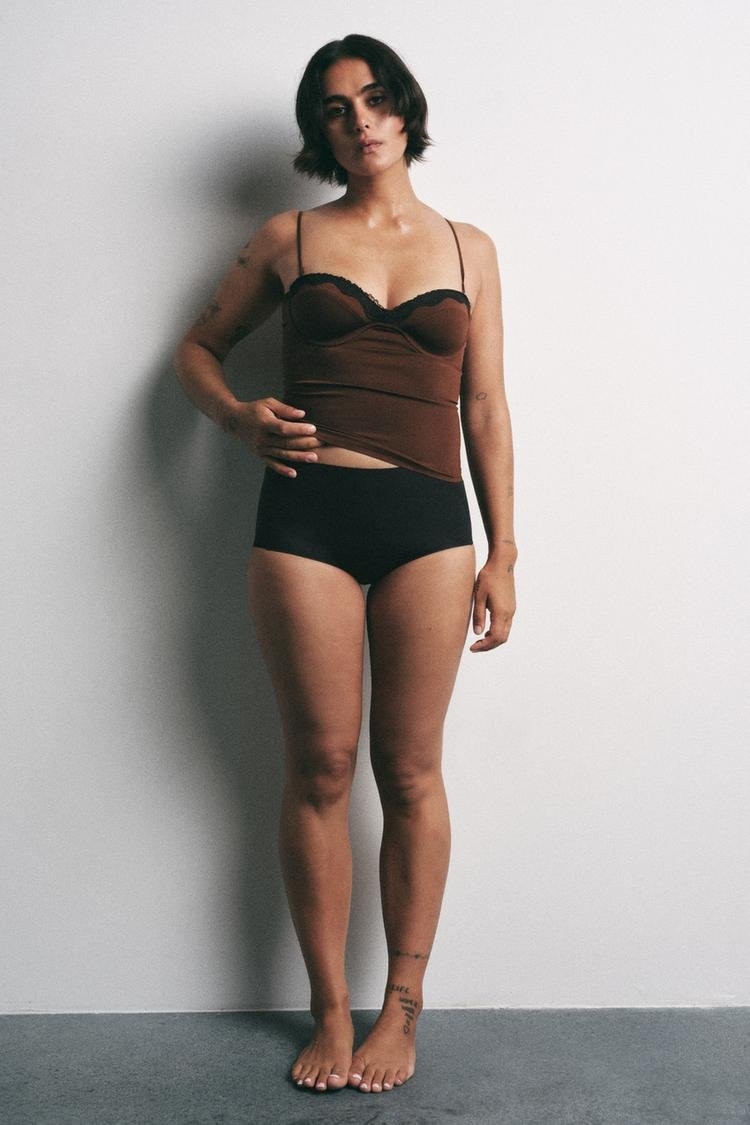 Čipkasti top korset