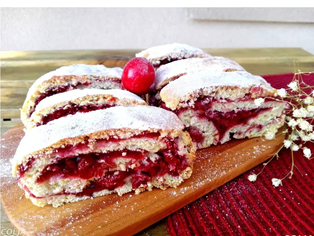 Štrudla sa višnjom